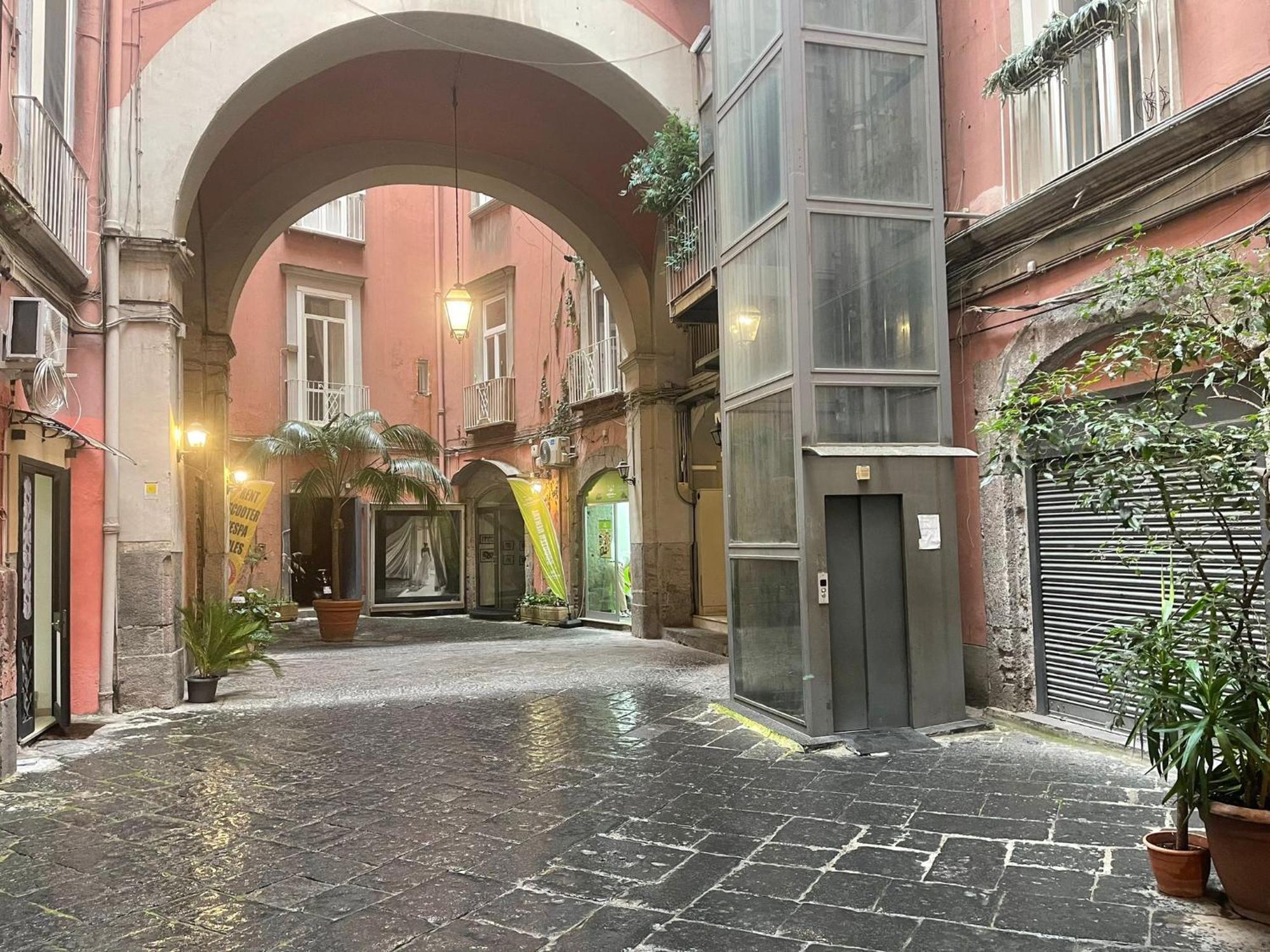 Urban Chic Suite Toledo Napoli Eksteriør billede