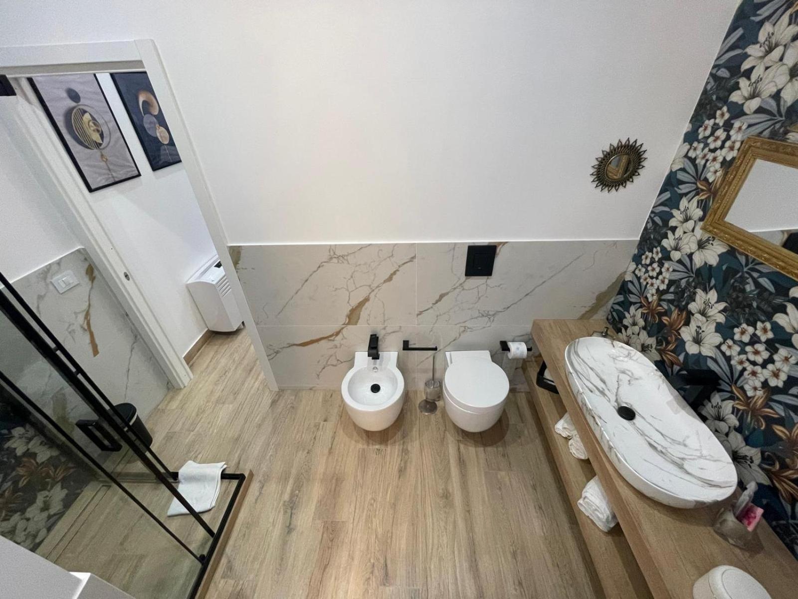 Urban Chic Suite Toledo Napoli Eksteriør billede